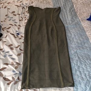 Green strapless bandage dress
